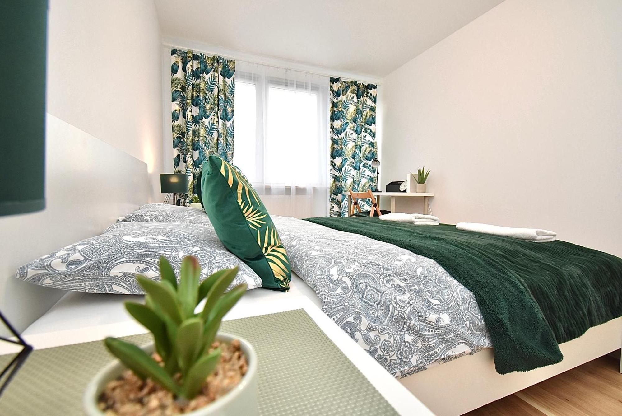 Rental Apartment Obrzezna Varsovia Exterior foto